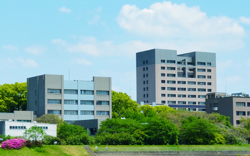 熊本大学