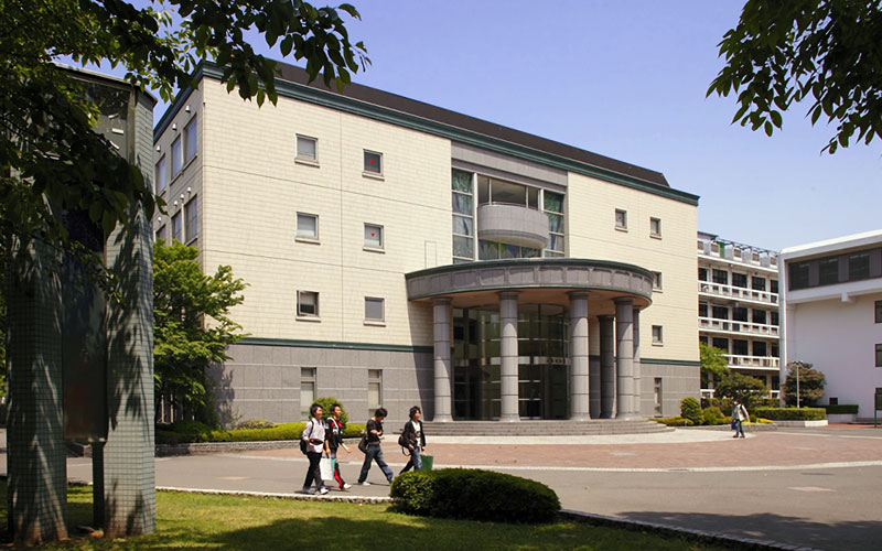 東京都市大学